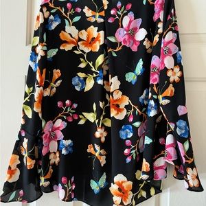 Women's pullover top